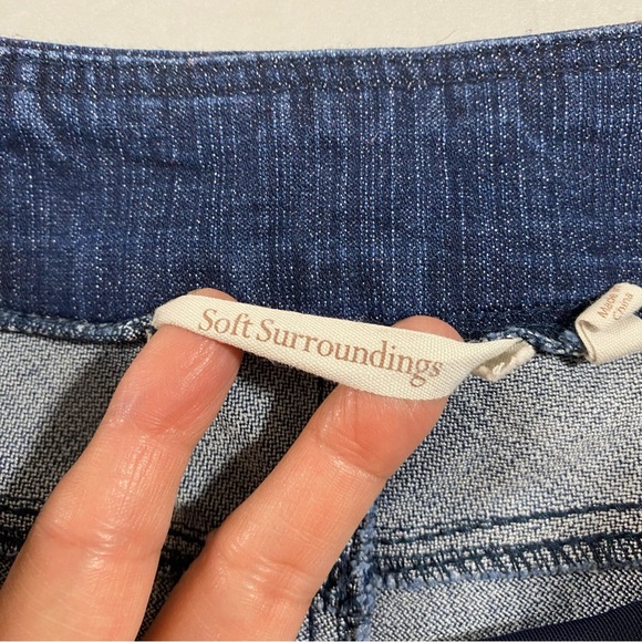 Soft Surroundings Pull on pants Spandex Elastic waistband Denim Pants size Large - Picture 2 of 9